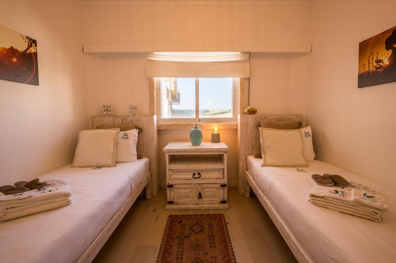 Sandhi House - Yoga & Wellness Ерисейра Екстериор снимка